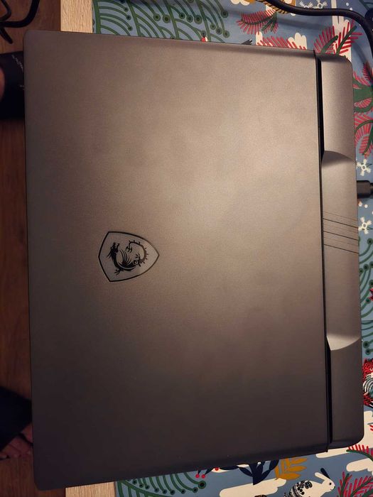 MSI Vector 16 HX AI, I9 275HX, 16" QHD+, 64GB, SSD 1TB, RTX 5080 16GB