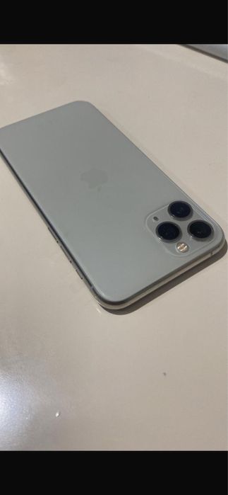 Продам iPhone 11 Pro айфон 11 про