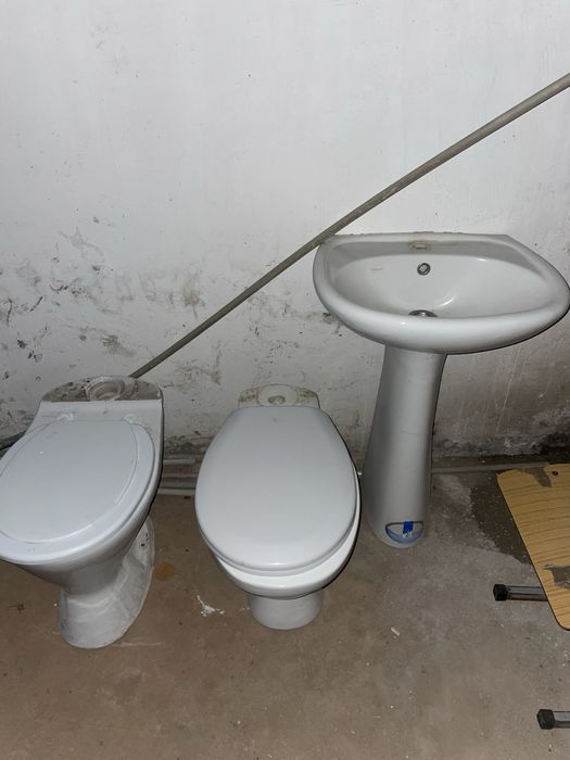 Продам унитазы в хорошем состоянии