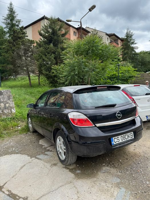 Autovehicul de vanzare  Pentru mai multe detalii, informații suplimentare sau vizionare, vă rog să mă contactați la 0771045882