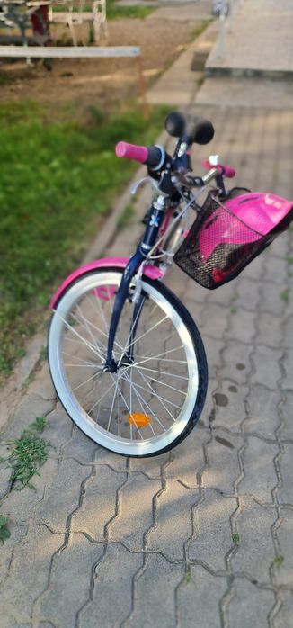 Bicicletă B'Twin 24" fete + cască, stare impecabilă, aproape nouă