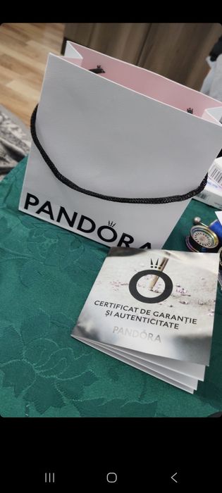 Vând inel pandora original