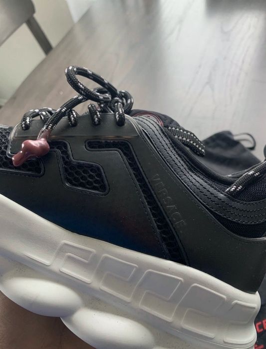 versace chain reaction