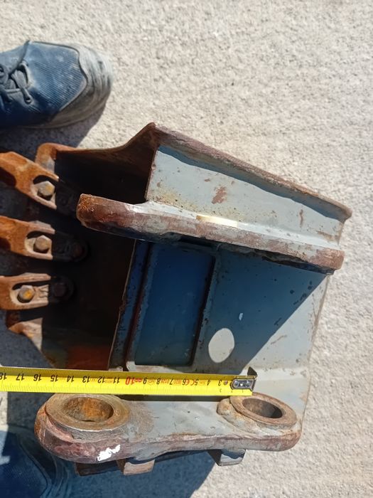 Cupa 25 cm miniexcavator 1.5 1.8 tone