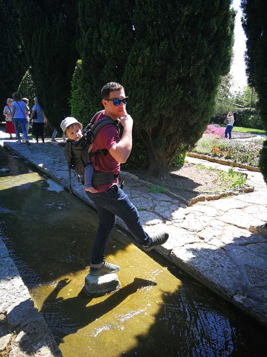 Продавам ергономична бебешка раница LennyUp – като нова!