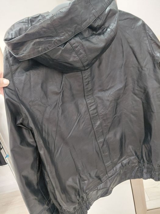 Женская кожаная куртка