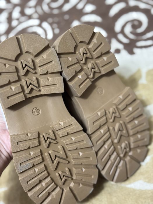 ботинки для девочек новые 30размер