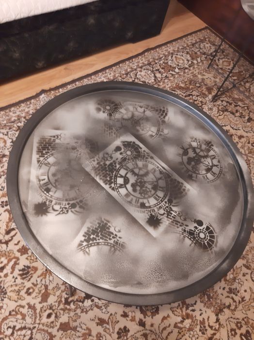 Маса- помощна, метал