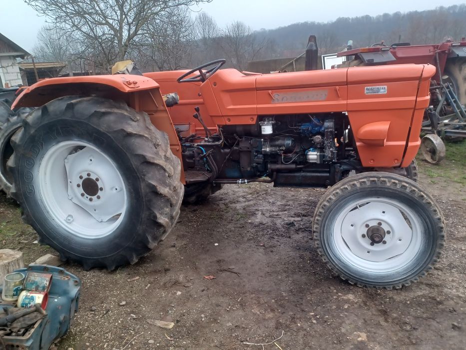 Tractor fiat 550
