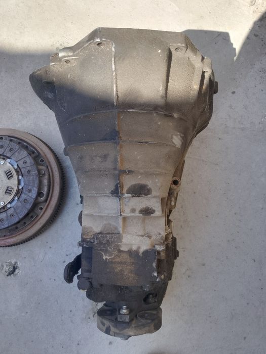 Запчасти на Мерседес