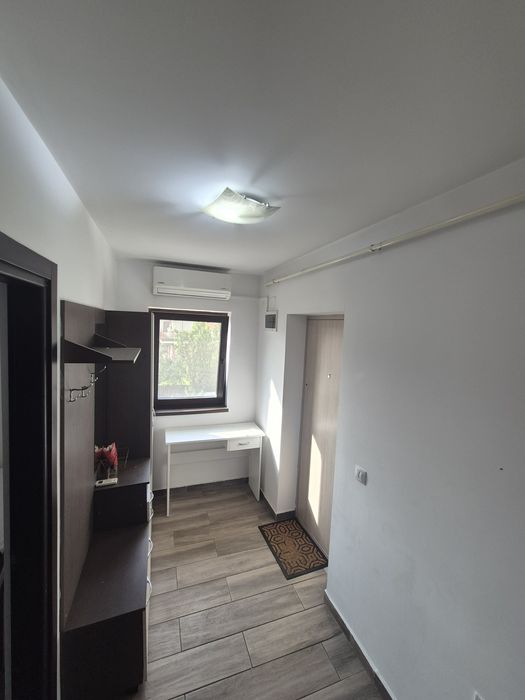 Închiriez apartament cu 2camere decomandate
