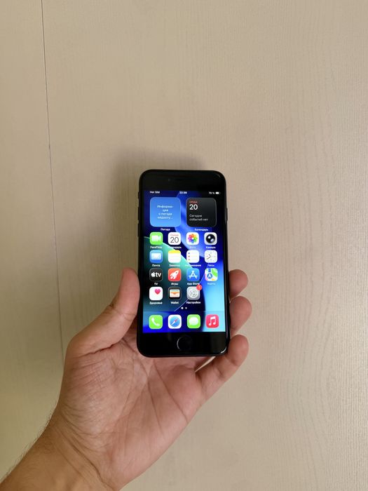 IPhone SE 2020 64Гб - В отличном состоянии