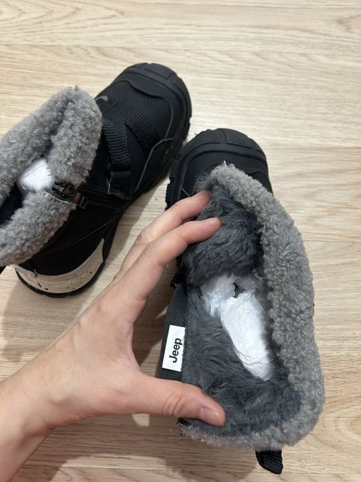 Ботинка новый фирма джип