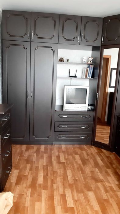 Шифонер угловой для спальни