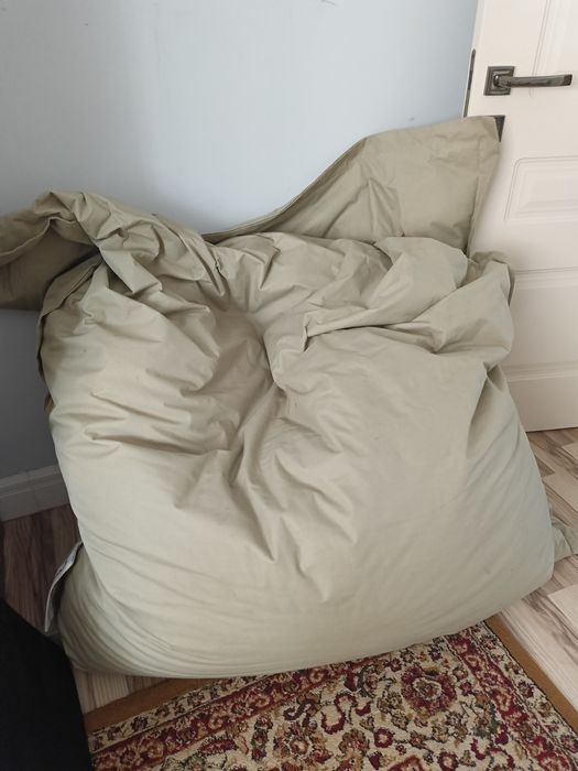 кресло подушка диван