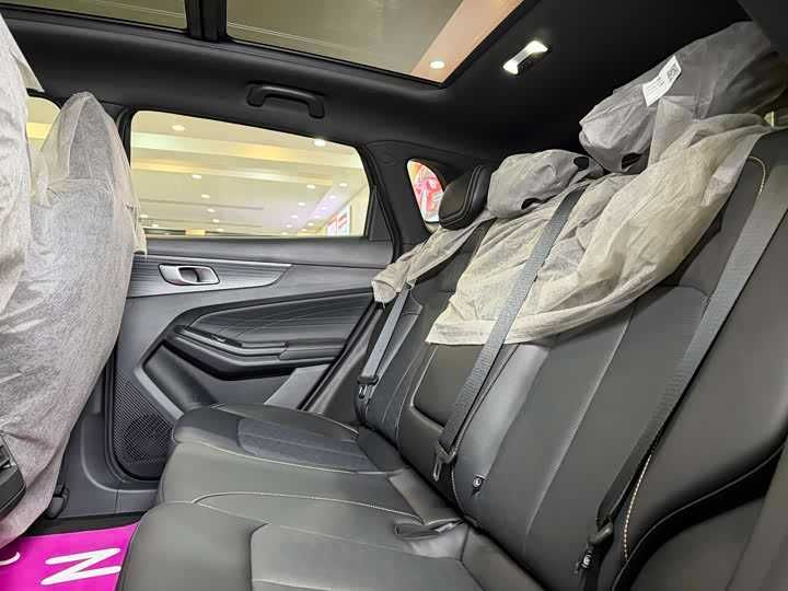 Changan CS55PLUS PHEV   125km Battleship Edition