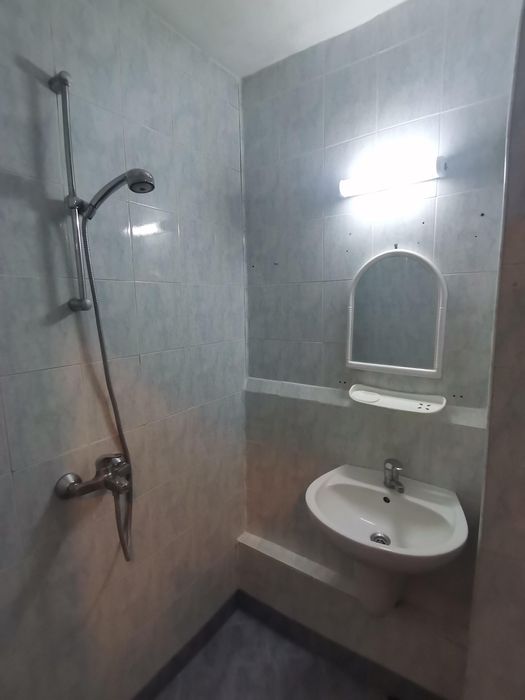 Дава се под наем Двустаен апартамент в Бургас, Славейков - 65 кв.м за 357 € - Снимка #8