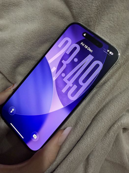Vand Iphone 14 pro 128 gb negociabil!