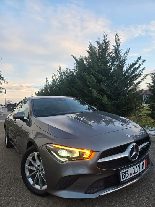Mercedes-Benz CLA Vand CLA 180d unic propritar in Germania. Distributie noua .Fara daune