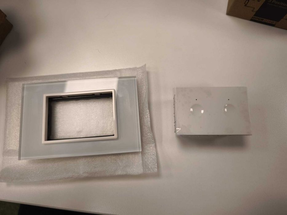 Intrerupator Intrerupatoare Livolo Touch Rama Sticla