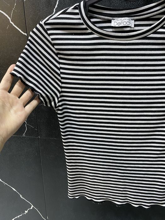 Стильная футболка в рубчик DeFacto в полоску