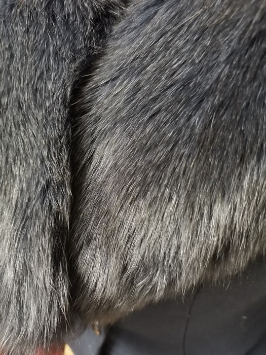 Пальто зимнее с воротником