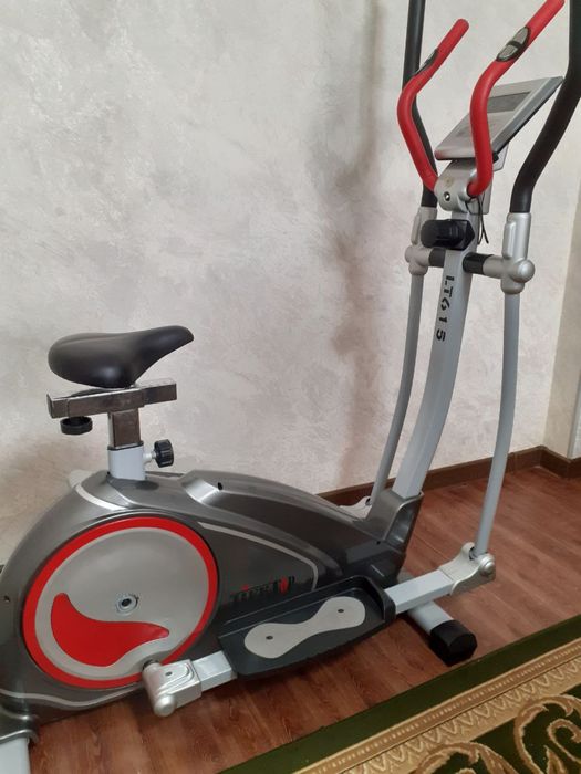 Эллиптический тренажёр. Велотренажёр