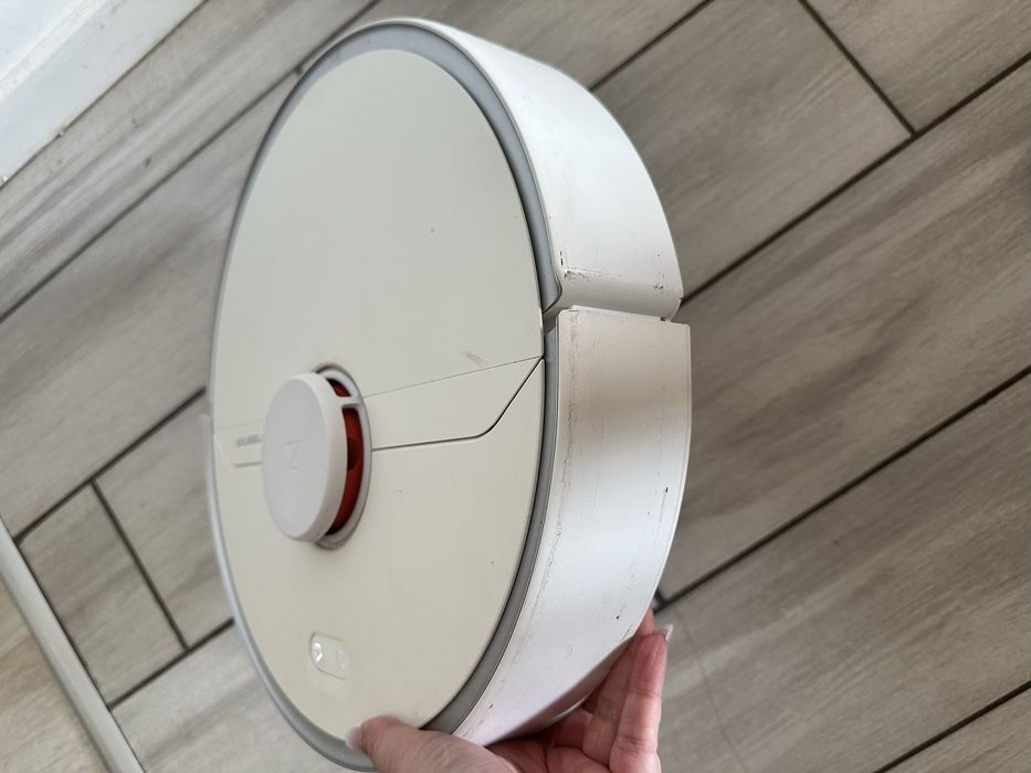 Aspirator robot Roborock