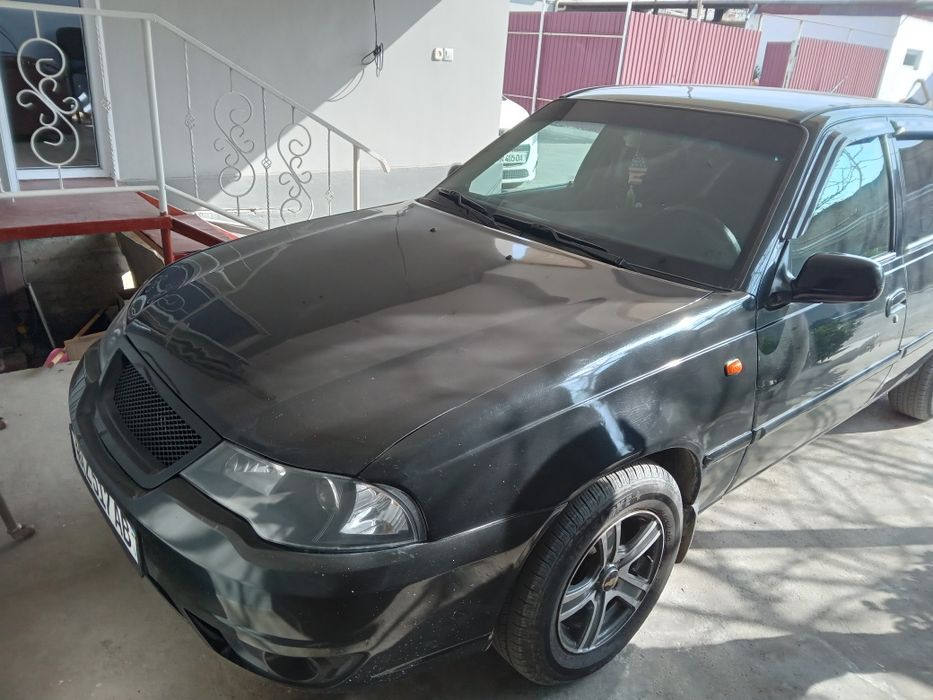 Sotiladi nexia 2 mator1.6 ideal holatda