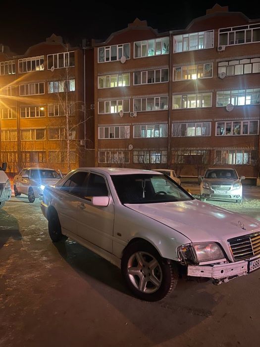 Мерседес c 180 w202