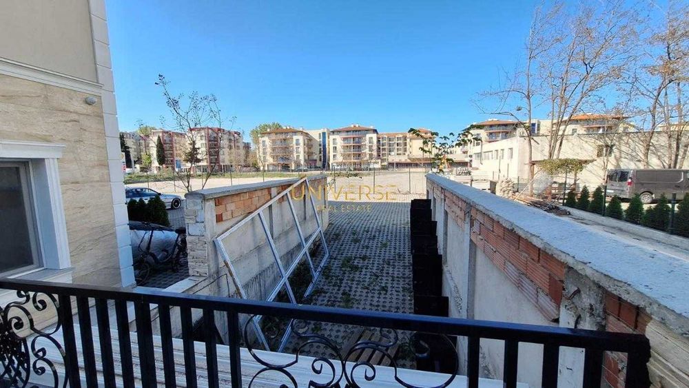 Продава се Двустаен апартамент в к.к. Слънчев бряг - 110 кв.м за 520 €/кв.м - Снимка #16