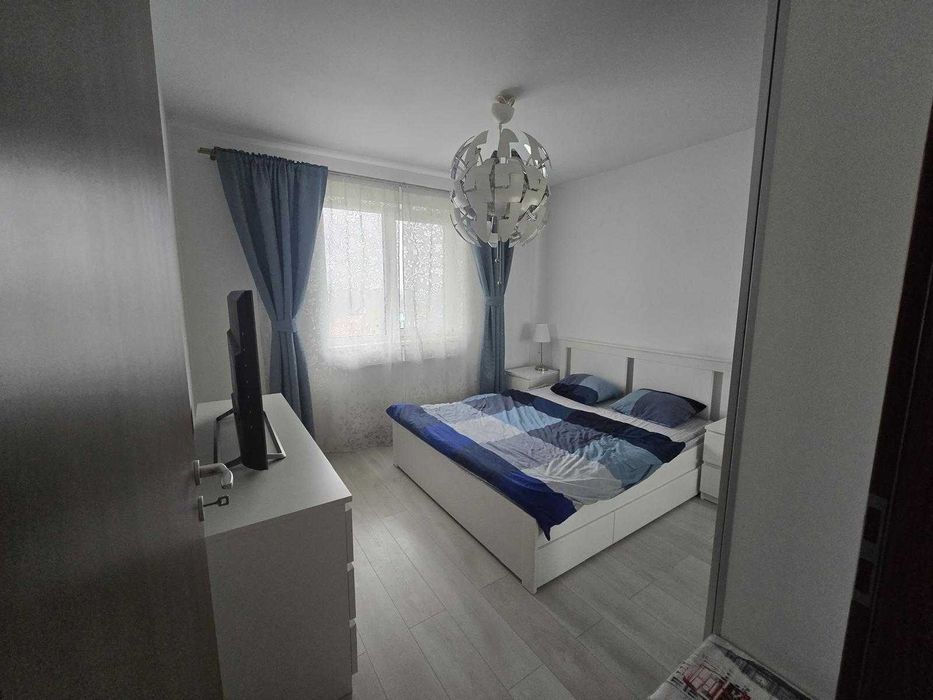 Inchiriez apartament 3 camere Giroc