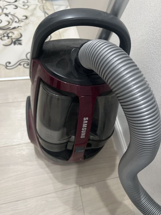 Новый пылесос , срочно!!