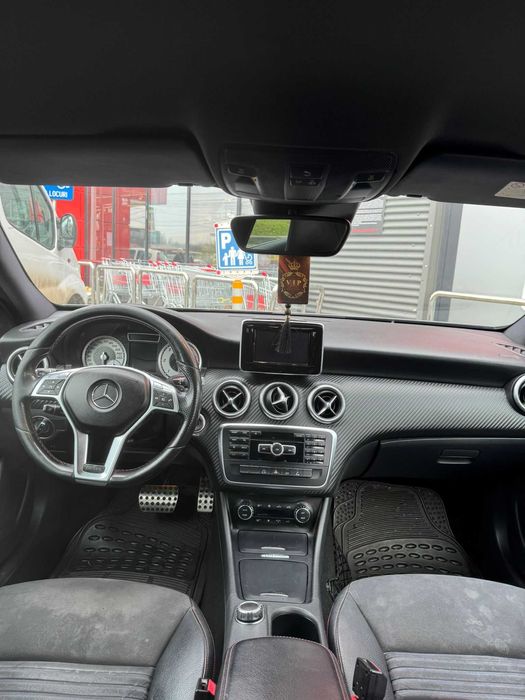 Mercedes - Benz Clasa A / 180 AMG