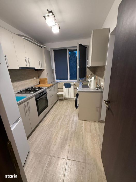 Apartament cu 2 camere decomandate, Centru