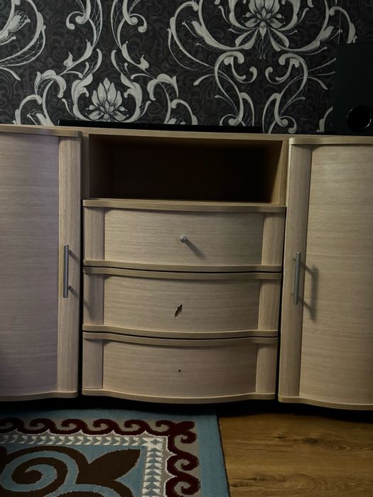 Тумба под телевизор