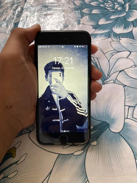 Айфон 7 без док.