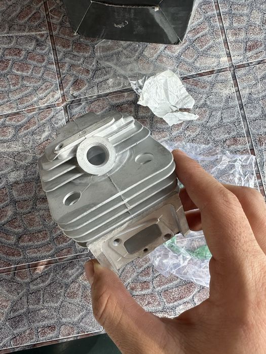 Cilindru, chiuloasa, bloc motor motocoasa,drujba, pocket bike 40-5 nou