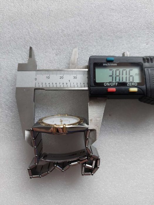 Omega Constellation-часовник Омега кварц- стомана и златна гривна 18к.