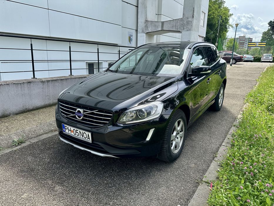 VOLVO XC60 0 — imagine 3