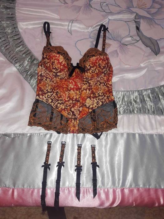 Корсет, новый, 44-46р, Италия.