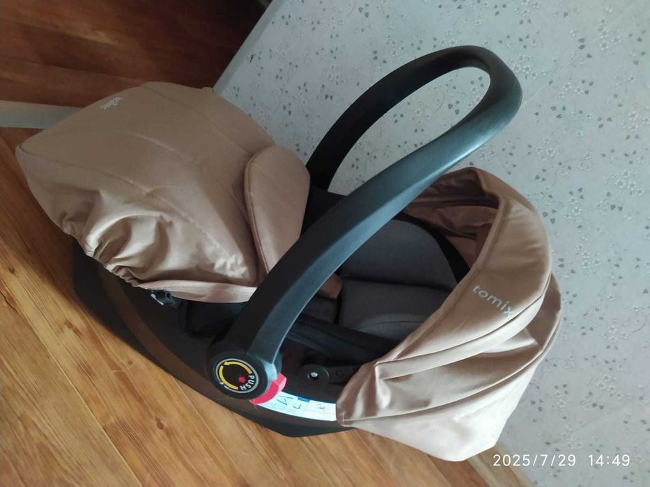 Детская коляска-трансформер (3 в 1) б/у