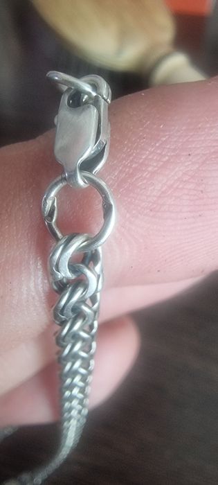 Продам цепь серебрянную
