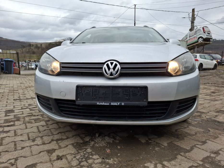 Injectoare Volkswagen 1.6 TDi 77kw 105cp Tip CAYC Golf 6 Variant 03L130277B