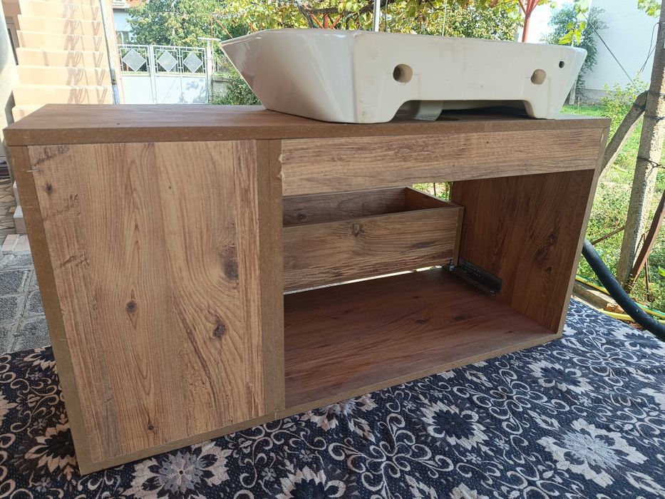 Обзавеждане за баня/ кухня