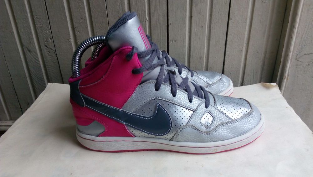 ''Nike Son Of Force Mid''оригинални маратонки 35 номер