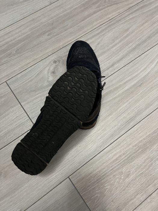 Adidasi Red Rag dama