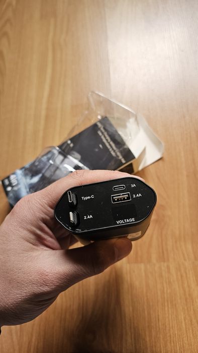 Incarcator rapid auto pt telefon