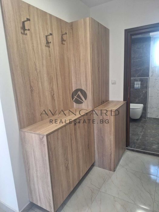 Дава се под наем Тристаен апартамент в Пловдив, Кючук Париж - 108 кв.м за 613 € - Снимка #4