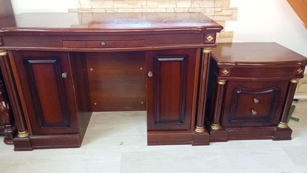 Продам комплект спальни